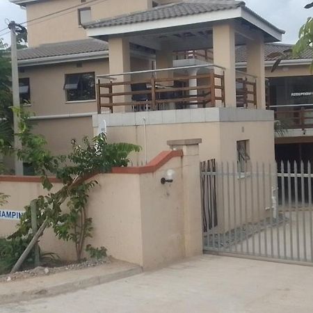 Emampingeni Lodge Bizana المظهر الخارجي الصورة