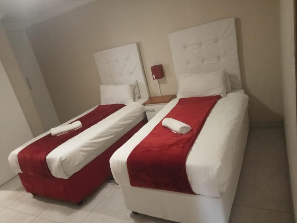 Emampingeni Lodge Bizana المظهر الخارجي الصورة