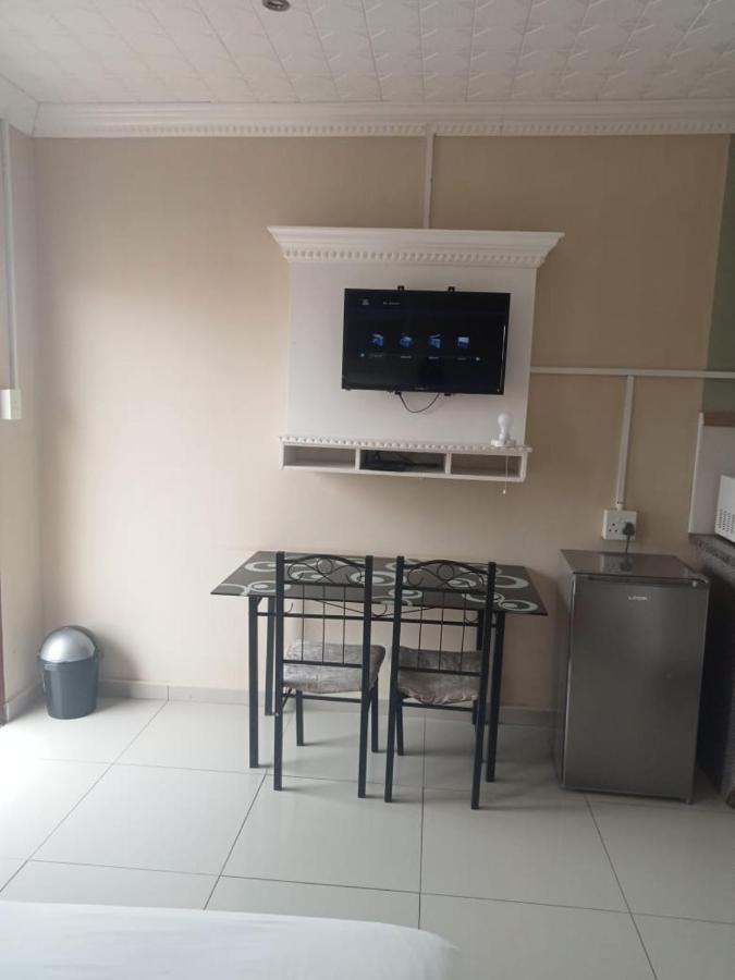 Emampingeni Lodge Bizana المظهر الخارجي الصورة