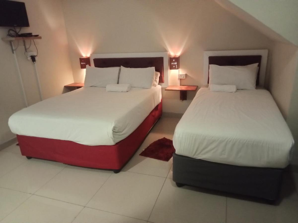 Emampingeni Lodge Bizana المظهر الخارجي الصورة